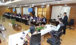 India highlights its successful governance models to visiting Lankan  civil servants