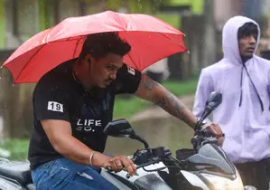 Weather department issues yellow alert for six TN districts