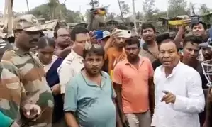 Controversial Bengal Minister Akhil Giri asked to resign