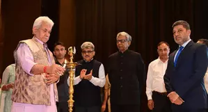 J&K L-G dedicates 500 Kisan Khidmat Ghars to UT farmers