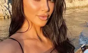 Kim Kardashian spends sunny holiday in Greece