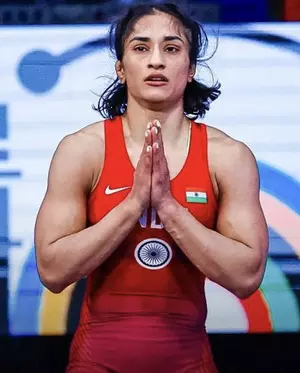 Paris Olympics: Vinesh Phgat disqualified from women’s 50kg wrestling Paris Olympics: Vinesh Phgat disqualified from women’s 50kg wrestling