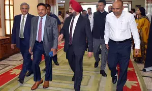 ECI team holds daylong deliberations with stakeholders on J&K Assembly polls (2nd Lead)