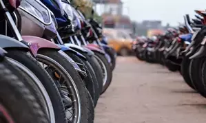 India to surpass China to become world’s largest 2-wheeler market in 2024