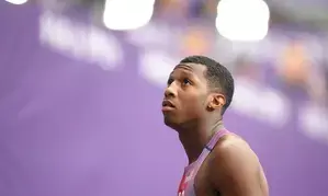 Paris Olympics: U.S. sprinter Knighton dodges media following mens 200m final amid doping controversy