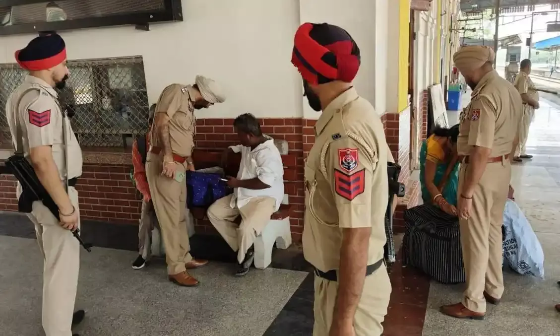 Punjab Police Conduct Massive Security Sweep at Railway Stations Ahead of Independence Day 2024