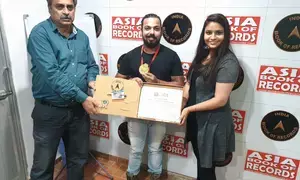 India Book of Records honours man for tattooing 631 martyrs’ names on his body