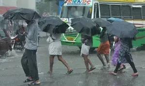 IMD issues orange alert for two districts in Kerala, yellow in six