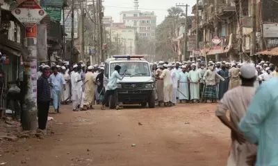 Traffic police resume duty in Bangladesh capital after week-long strike