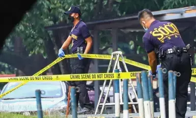Gunmen shoot dead village official in Philippines