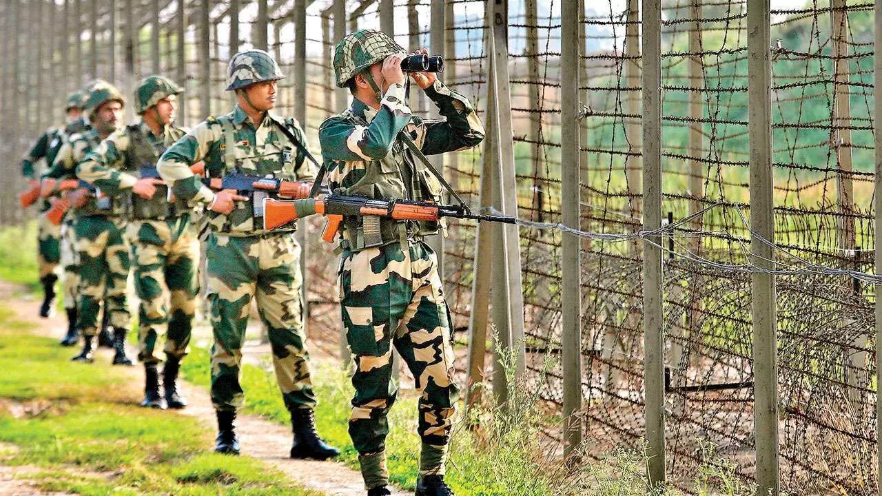 BSF Fires to Repel Infiltration from Bangladesh in Tripura BSF Fires to Repel Infiltration from Bangladesh in Tripura