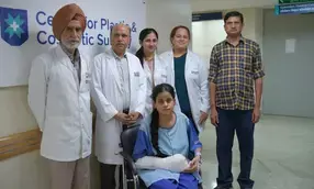 Doctors perform 12-hour long surgery to reattach 20-yr-old’s severed palm & finger