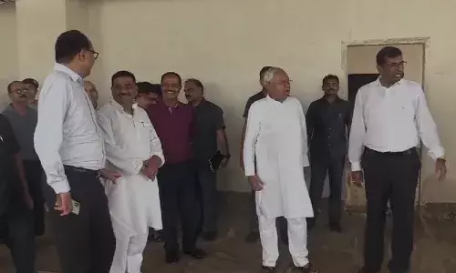 Bihar CM Nitish Kumar Inspects New Patna Collectorate: Pushes for Swift Completion and Green Features