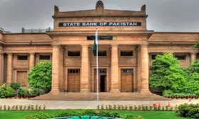 Pakistans central bank urges innovative strategies to resolve economic issues
