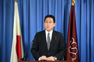 Japanese PM announces he wont run for ruling party president (Ld)