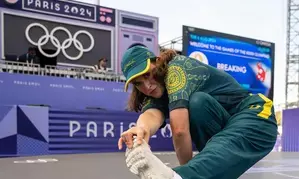 AOC slams vexatious online petition targeting breakdancer Rachael Gunn