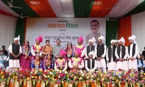 10 gram panchayats will go green: Himachal CM promises on I-Day