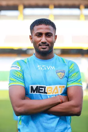 Chennaiyin FC sign Indian left-back Vignesh Dakshinamurthy on 4-year deal Chennaiyin FC sign Indian left-back Vignesh Dakshinamurthy on 4-year deal