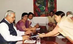 Nitish Kumar misled people on special status: RJD