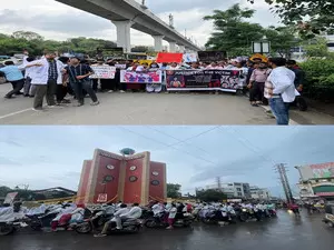 Medical fraternity holds protests across Telangana seeking justice for Kolkata victim