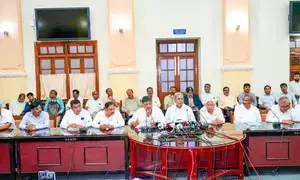 MUDA scam: Ktaka govt convenes emergency Cabinet meeting as Guv okays probe against CM