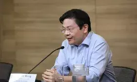 Singaporean PM pledges efforts to strengthen bilingual education