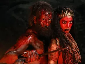 Malavika Mohanan shares unseen picture with Chiyaan Vikram from ‘Thangalaan’ Malavika Mohanan shares unseen picture with Chiyaan Vikram from ‘Thangalaan’