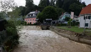 Heavy rainfall causes flooding, traffic disruptions in Austria