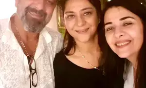 Sanjay Dutt drops pics with his constant support, sisters Priya &  Namrata on Raksha Bandhan