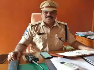 Suspended cop gets interim bail in Telangana phone tapping case Suspended cop gets interim bail in Telangana phone tapping case