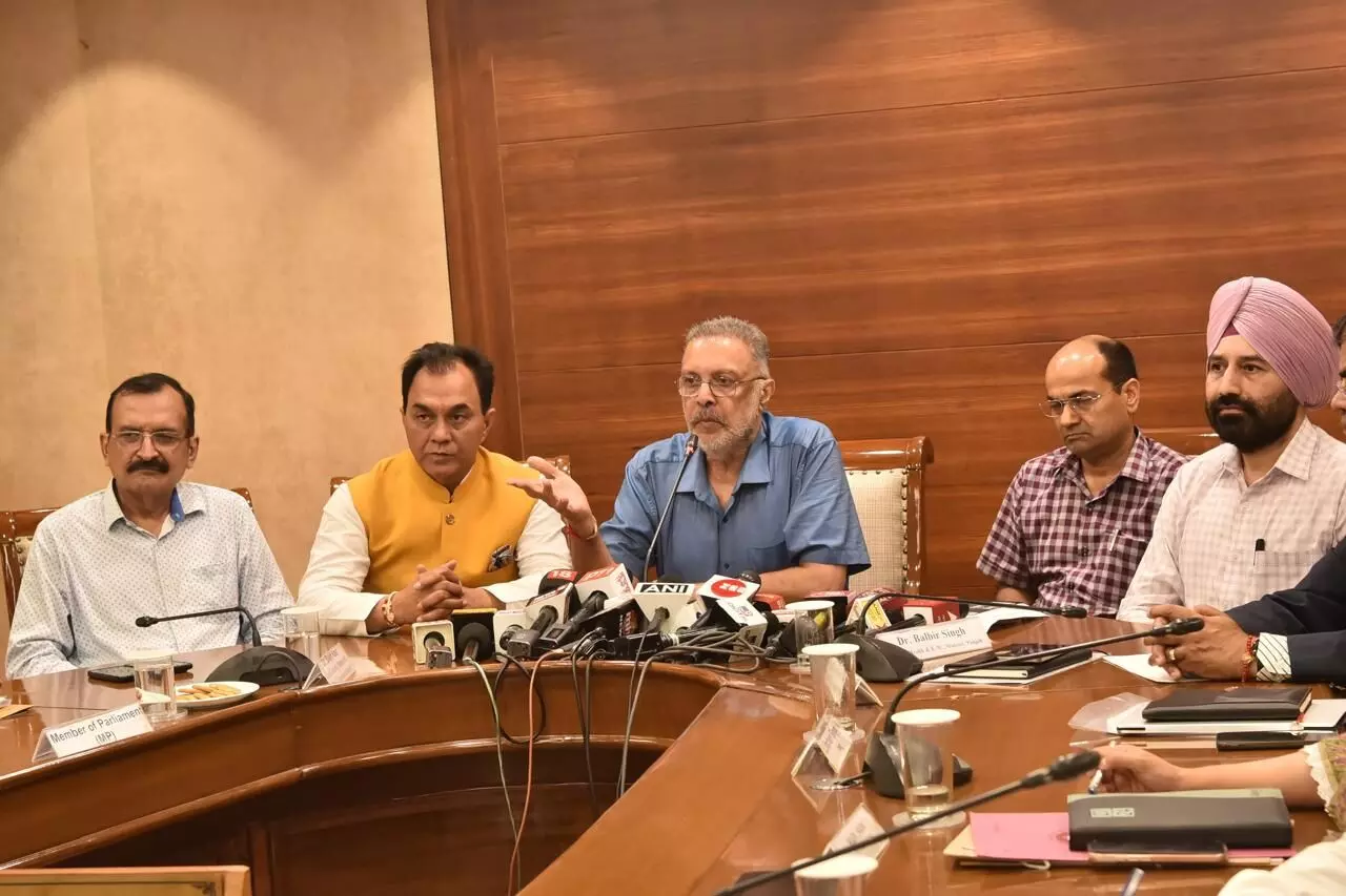 Punjab Health Minister Demands Justice for Kolkata Victim, Seeks Stringent Law Punjab Health Minister Demands Justice for Kolkata Victim, Seeks Stringent Law