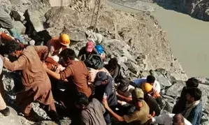 7 labourers killed as vehicle falls into ravine in Pakistan
