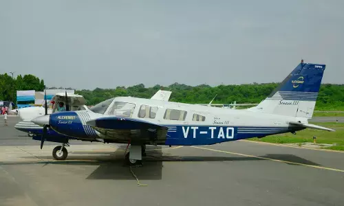 Training Aircraft of Alchemist Aviation Makes Emergency Landing After Losing Contact; Pilot and Trainee Safe