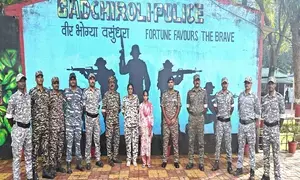 Dreaded woman Maoist with crimes in Odisha, Chhattisgarh surrenders in Maharashtra