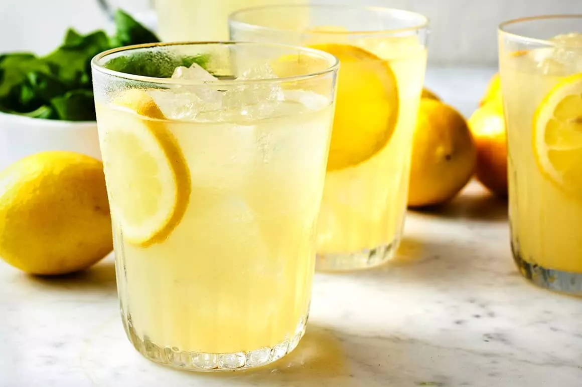 The Truth About Lemon Water and Weight Loss: Myths and Realities The Truth About Lemon Water and Weight Loss: Myths and Realities