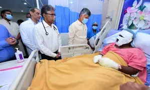 Phrama unit blast: Andhra CM announces Rs 1 crore ex-gratia for families of deceased