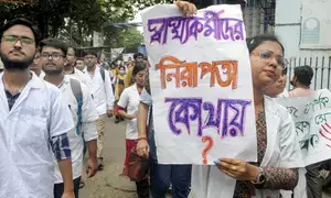 Kolkata hospital horror: SC asks WB Police to not disrupt peaceful protests, CBI probe to continue