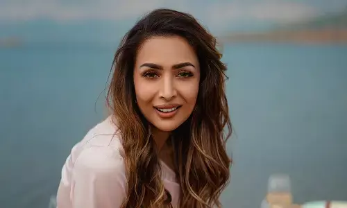 Malaika Aroras Paris Vacation Sparks New Romance Rumors Malaika Aroras Paris Vacation Sparks New Romance Rumors