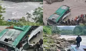 Tourists from Maha killed as bus plunges into Nepal river; rescue ops underway (Ld)