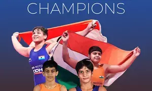 Priyanka congratulates women wrestlers for gold at U-17 World Championships