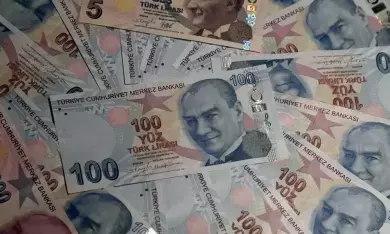 Turkish lira hits record low against USD