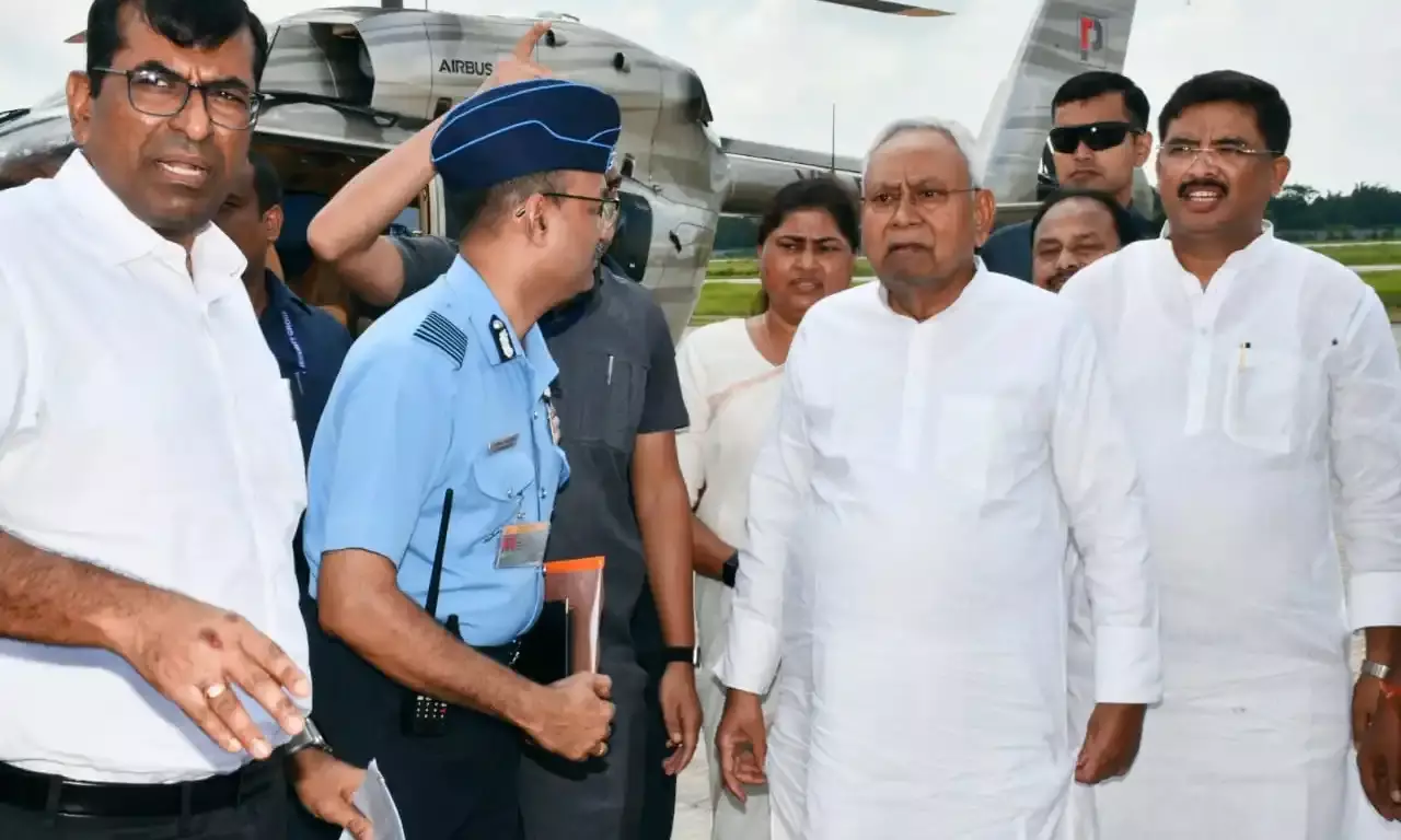 Bihar CM Nitish Kumar Reviews Progress of Chunapur Military Airport Development