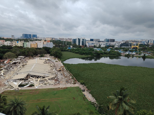 HYDRA demolishes Convention Centre of actor Nagarjuna (Ld)