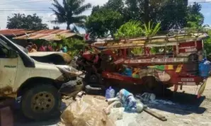 1 dead, 9 injured in jeepney accident in Philippines