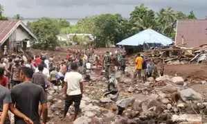 13 killed, 6 missing from deadly flash floods, landslides in Indonesia