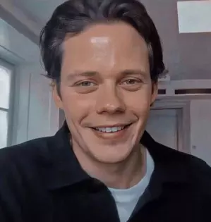 Bill Skarsgard gorged on steak tartare, raw eggs, no sugar to maintain physique Bill Skarsgard gorged on steak tartare, raw eggs, no sugar to maintain physique