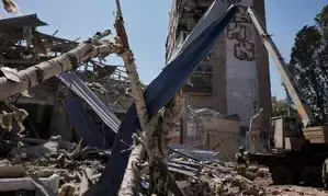 4 killed, 37 injured in Russian attack on Ukraine