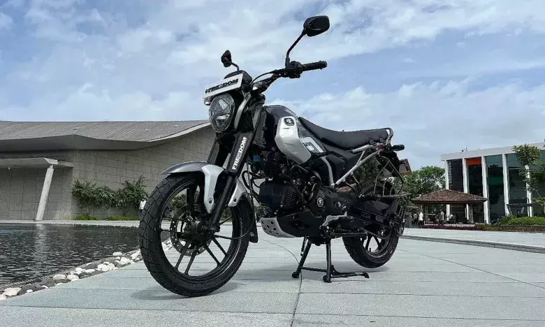 Bajaj Auto Gears Up for Green Energy Vehicle Push in FY25 Bajaj Auto Gears Up for Green Energy Vehicle Push in FY25