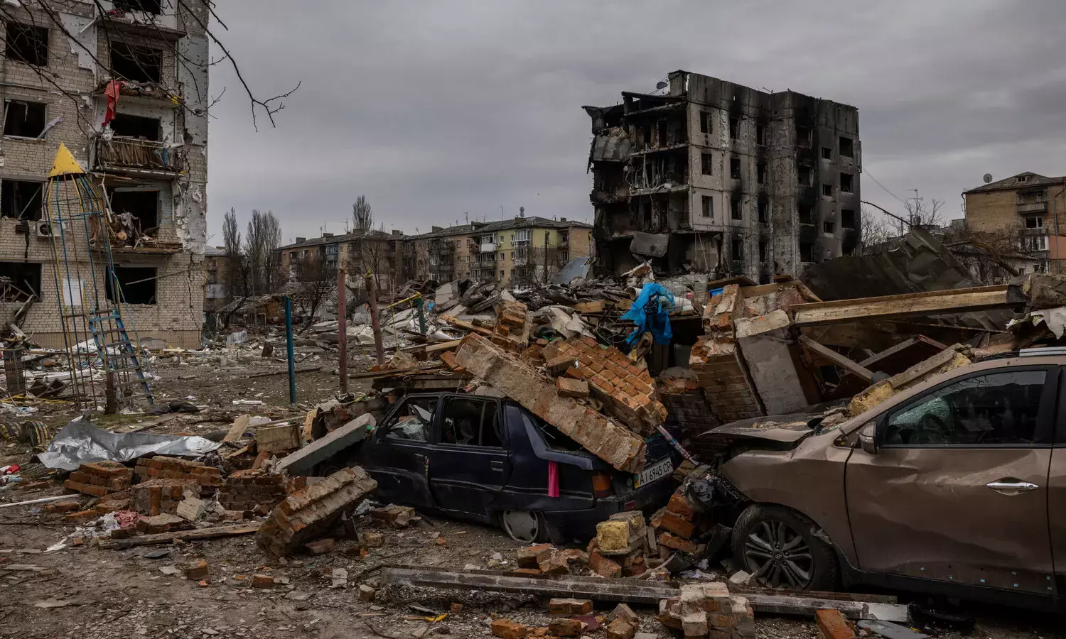 Russia Launches Massive Missile and Drone Assault on Ukraine, Energy Infrastructure Severely Hit