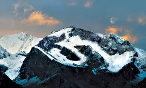 Om is Not Seen: Om Parvats Snow Vanishes for the First Time